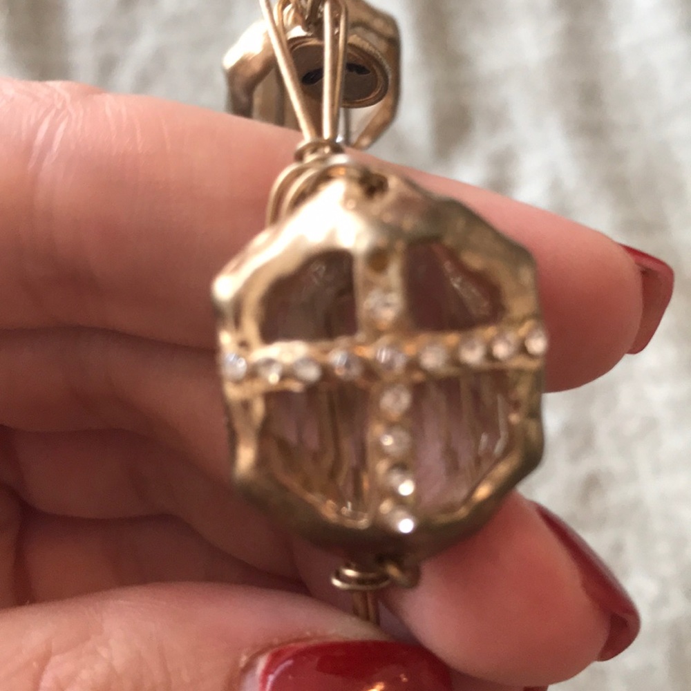 Cross detail bracelet - Picture 3 of 3